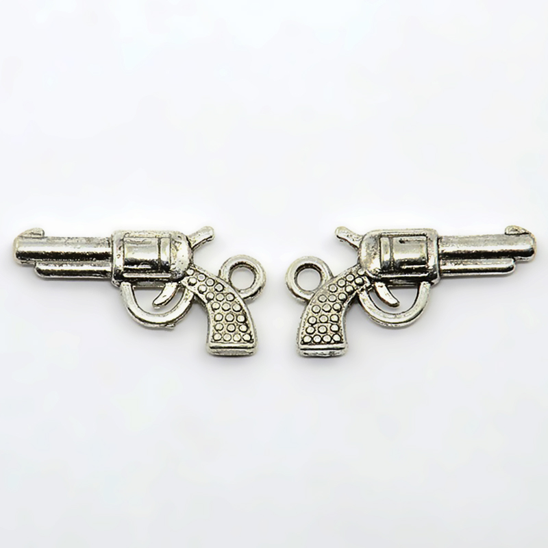 Pisztoly charm 01.