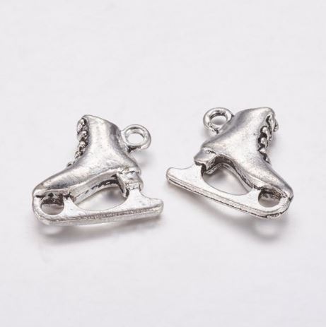 Korcsolya charm 01.