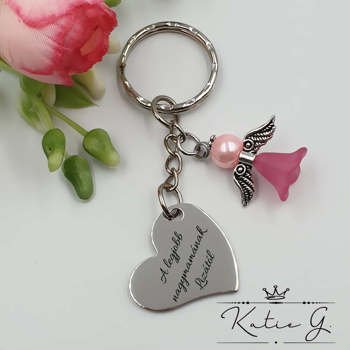 Kulcstartó pink akril angyalkával egyedi felirattal