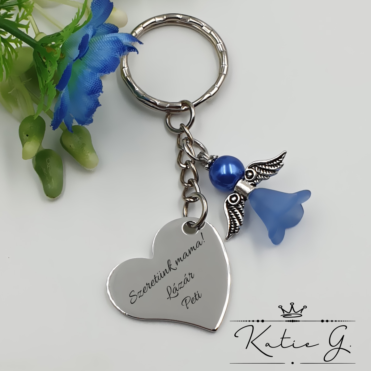 Kulcstartó sötétkék akril angyalkával egyedi felirattal