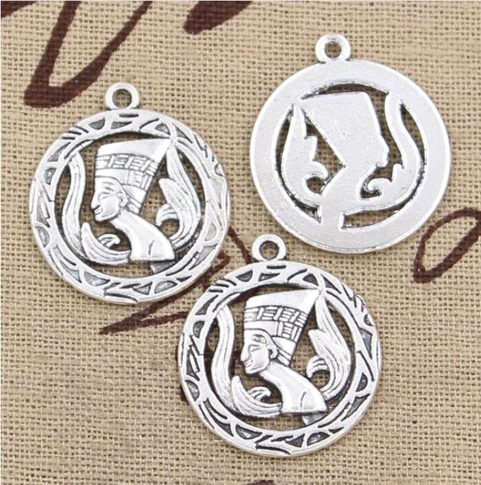 Fáraó charm 03.