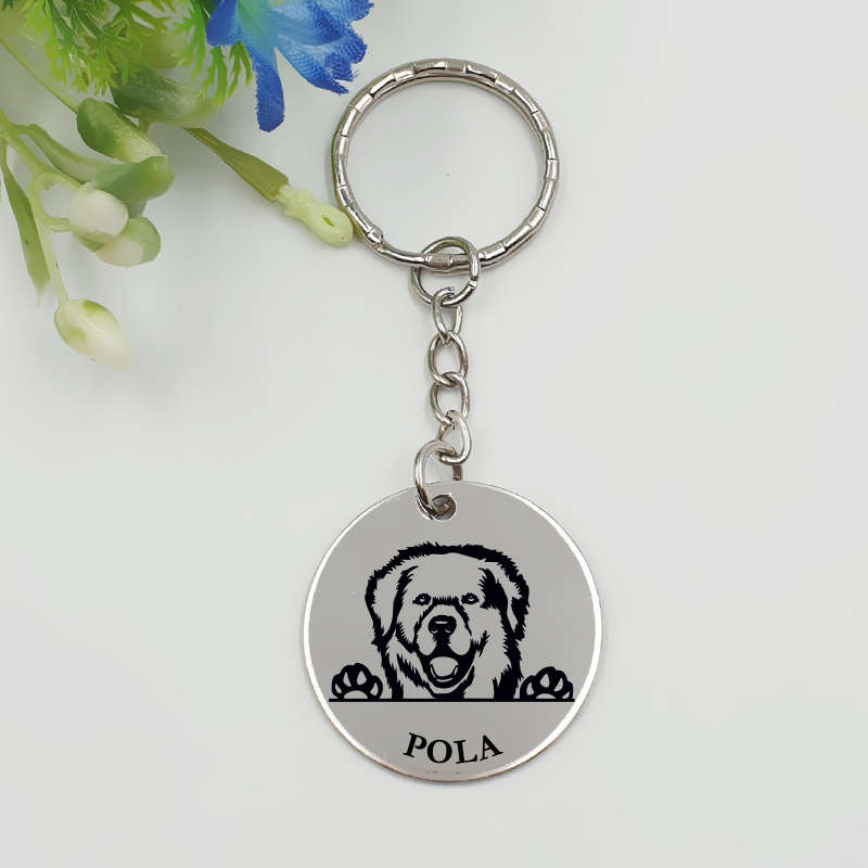Kutyás kulcstartó saját kutyusod nevével - Kuvasz 