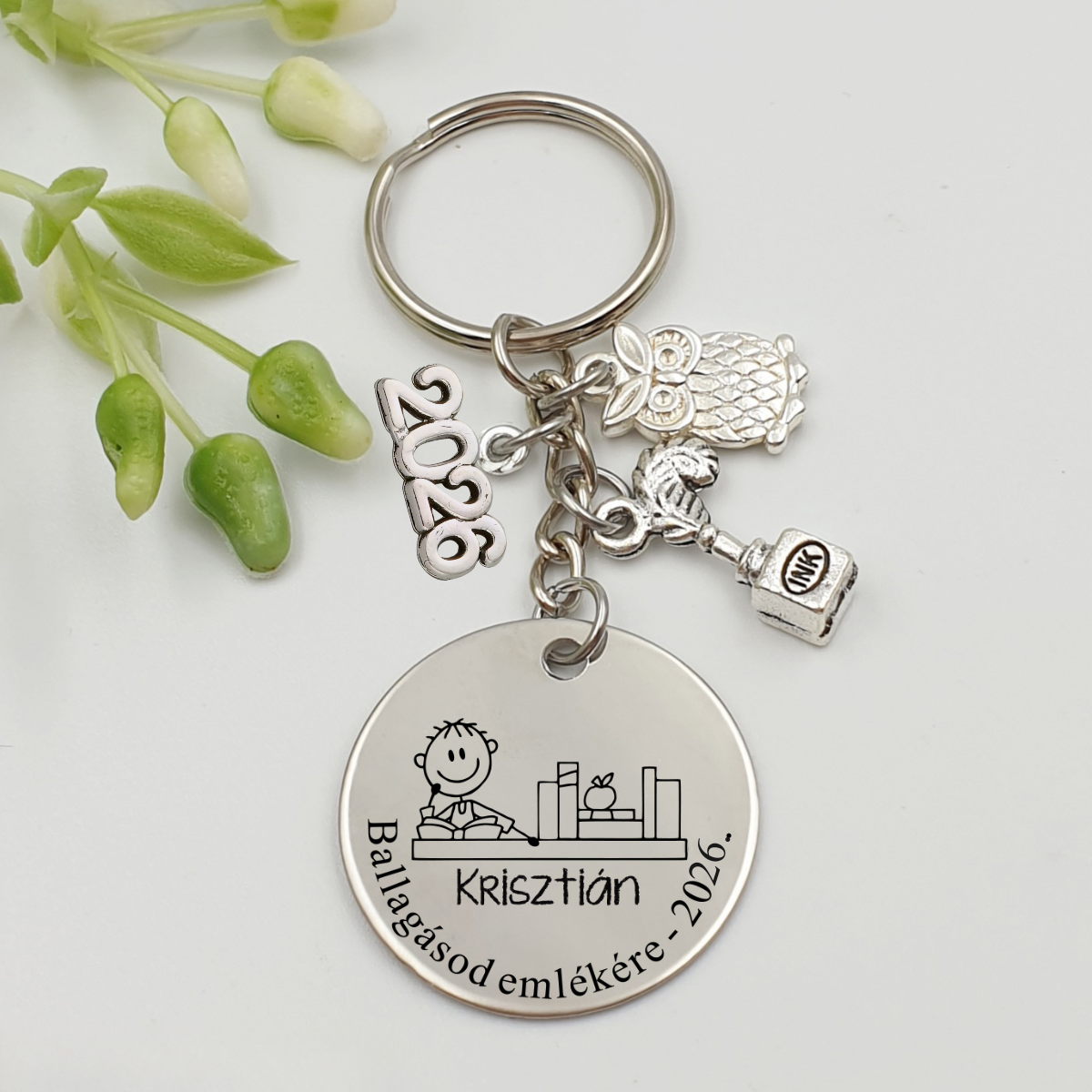 Gravírozott grafikás ballagási kulcstartó végzősöknek 4_66.