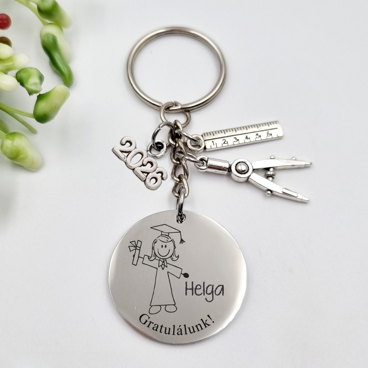 Gravírozott grafikás ballagási kulcstartó végzősöknek 6_68.