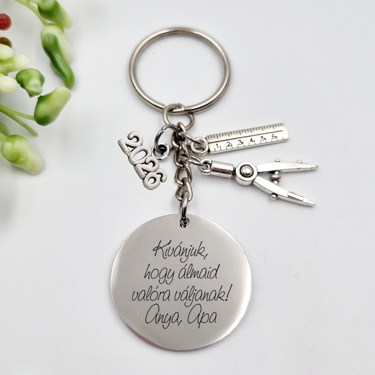 Gravírozott ballagási kulcstartó végzősöknek 6.