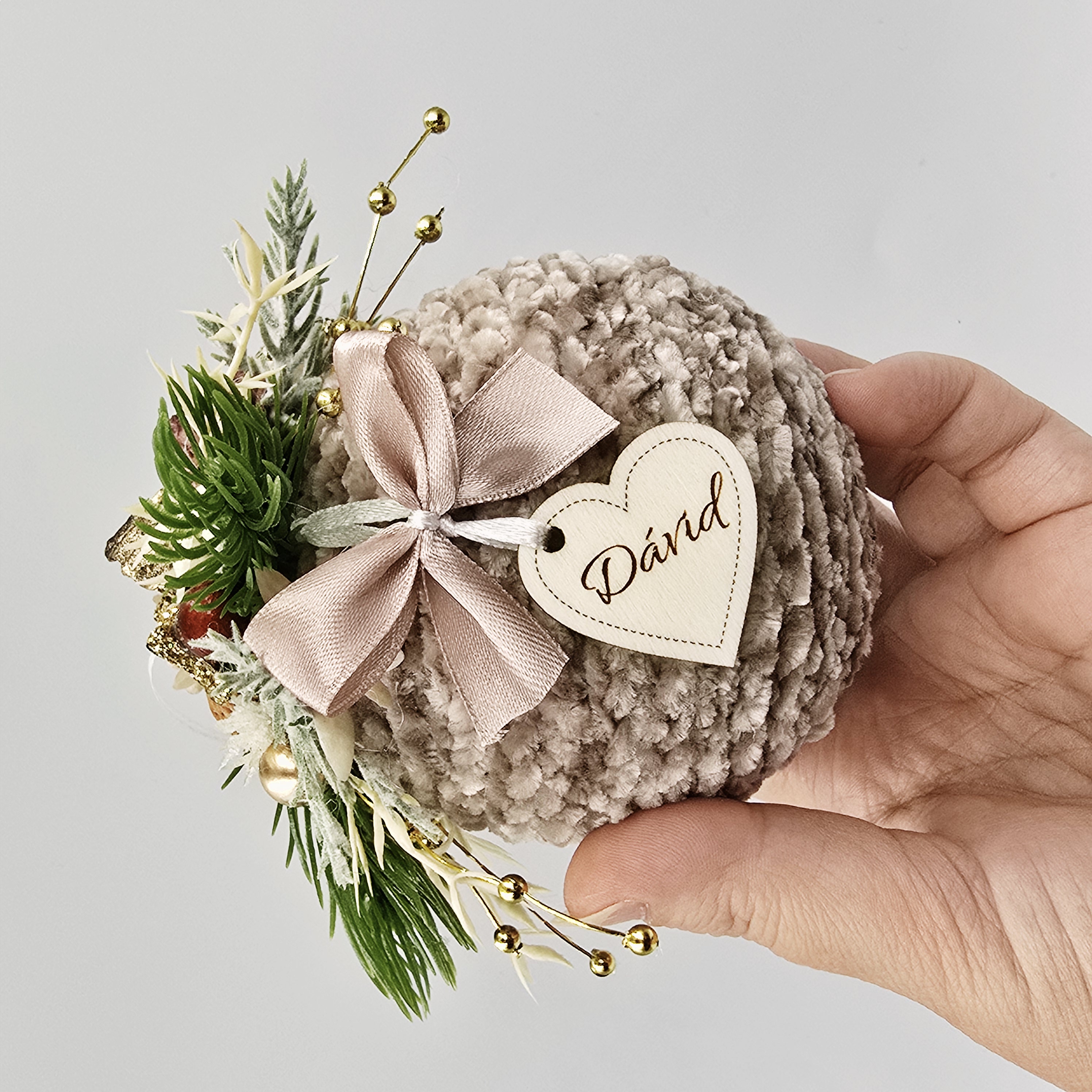 Kézműves karácsonyi gömb 6.