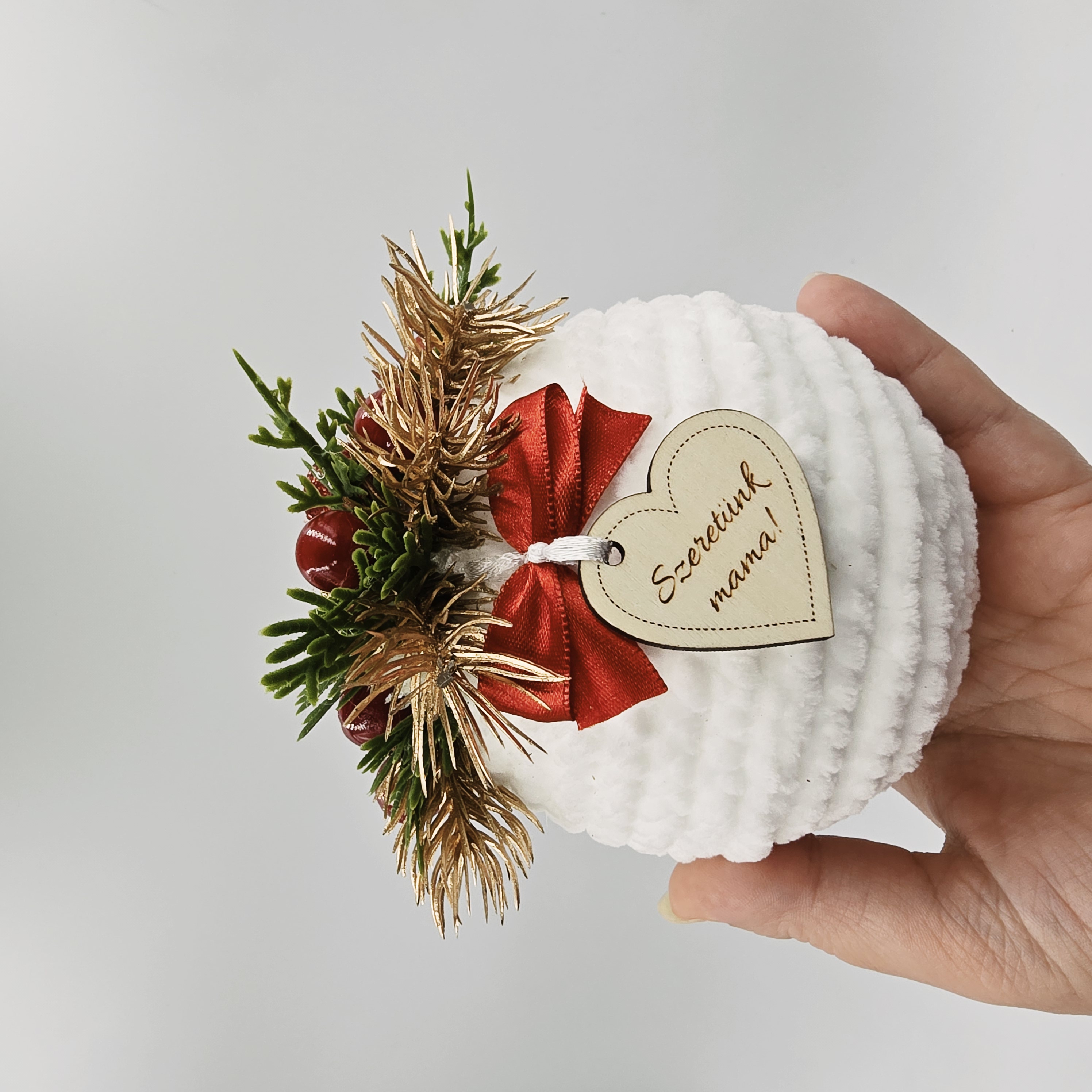 Kézműves karácsonyi gömb 12.