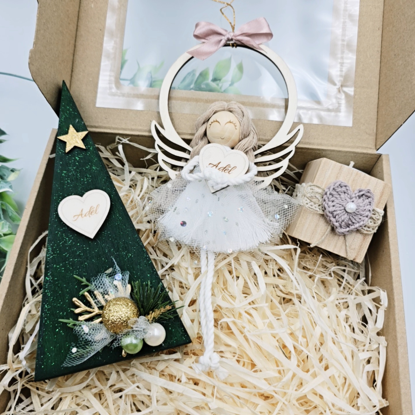 Kézműves karácsonyi ajándékdoboz