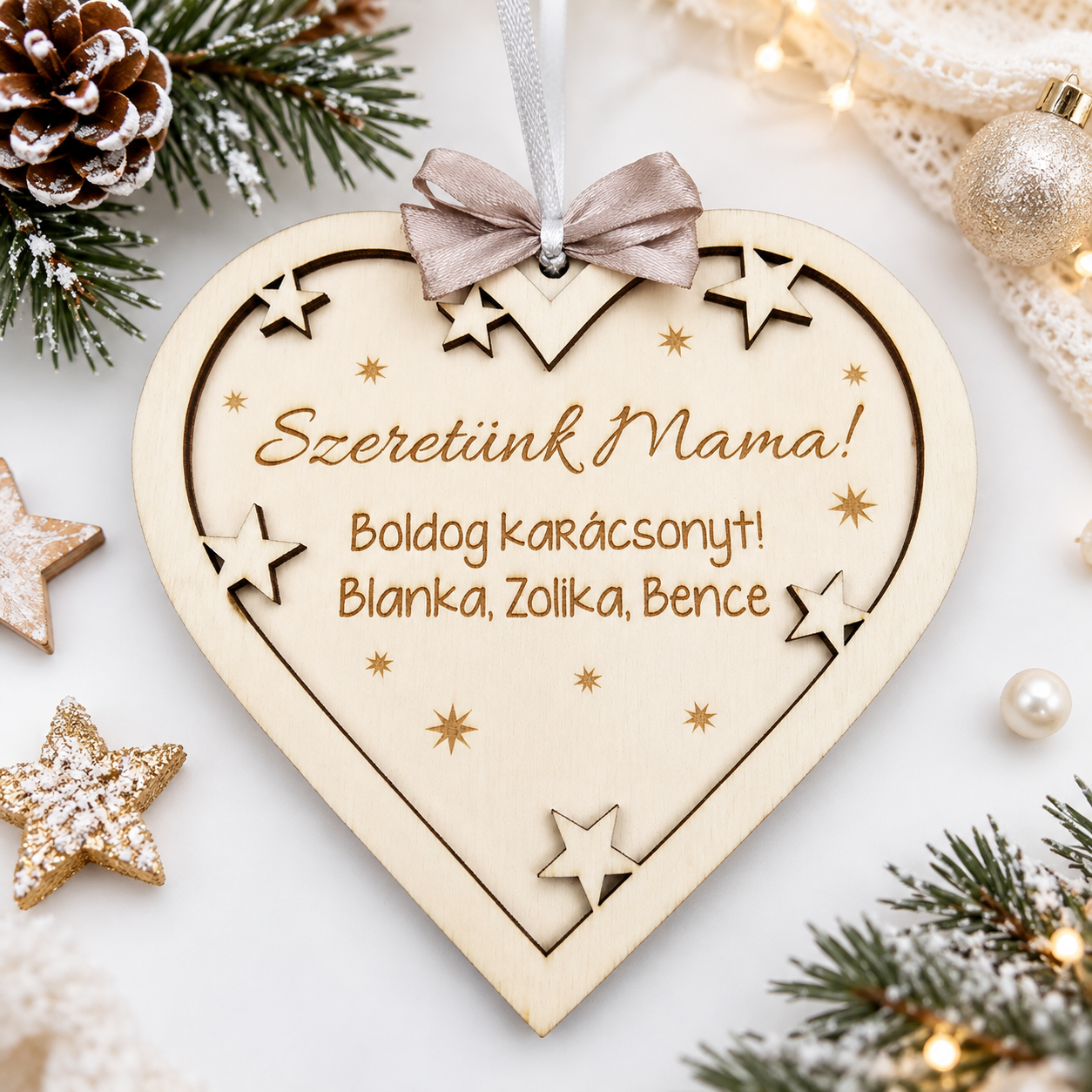 Egyedi feliratos szív alakú gravírozott fa dísz